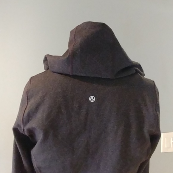Lululemon Grey Hooded Thumbhole Logo Jacket 6 - Picture 5 of 8